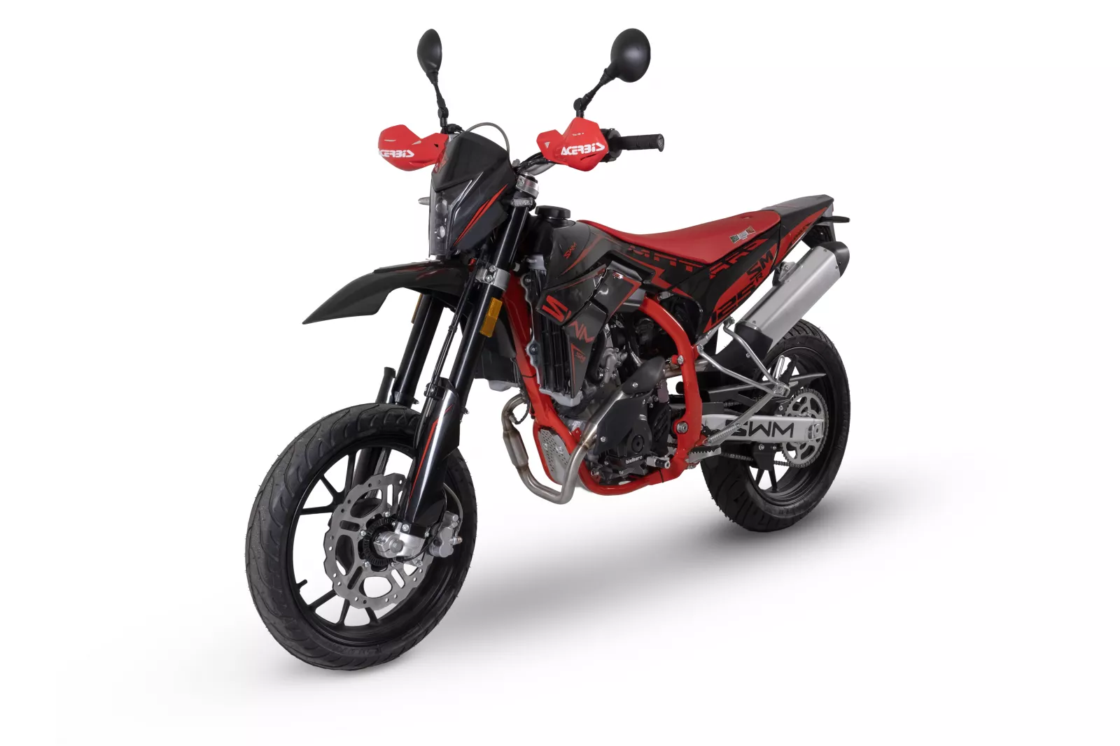 SWM - SM 125 R ČIERNA-ČERVENÁ - ľahký supermoto motocykel 125ccm pre A1, ideálny na cestu i do mesta
